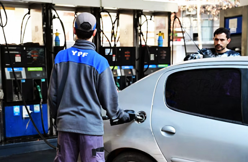 La Justicia obliga a petroleras a informar previamente aumentos de combustibles
