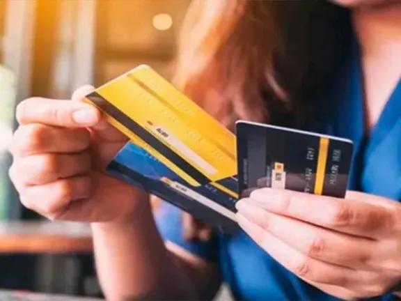 Nueve de cada diez jóvenes se endeudan antes de acceder a un empleo formal
