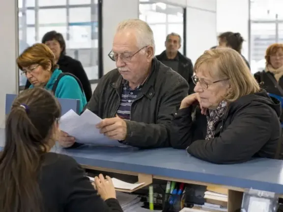 La morosidad entre jubilados se triplicó en un año y alcanza a más de 457.000 personas