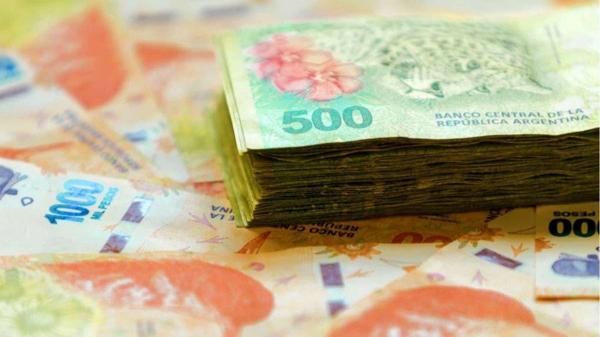 La desaceleración de la inflación no logra recomponer el poder adquisitivo de los salarios