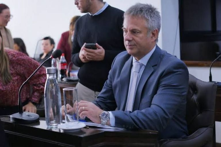 Legislador fueguino reclama políticas de Estado que trasciendan gestiones individuales
