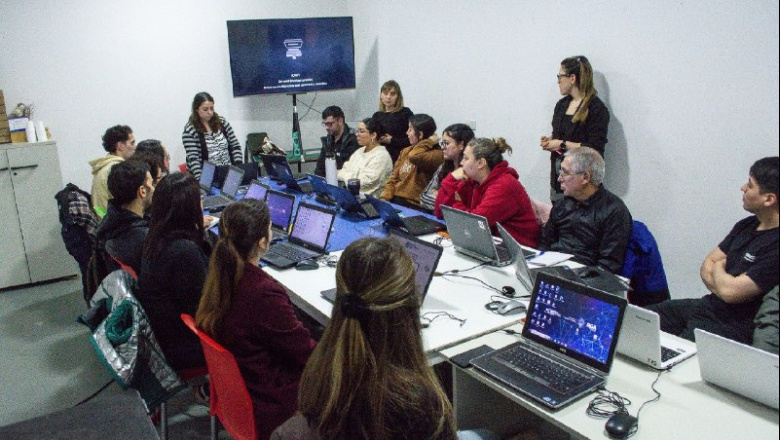Río Grande ofrece taller gratuito sobre inteligencia artificial para emprendedores