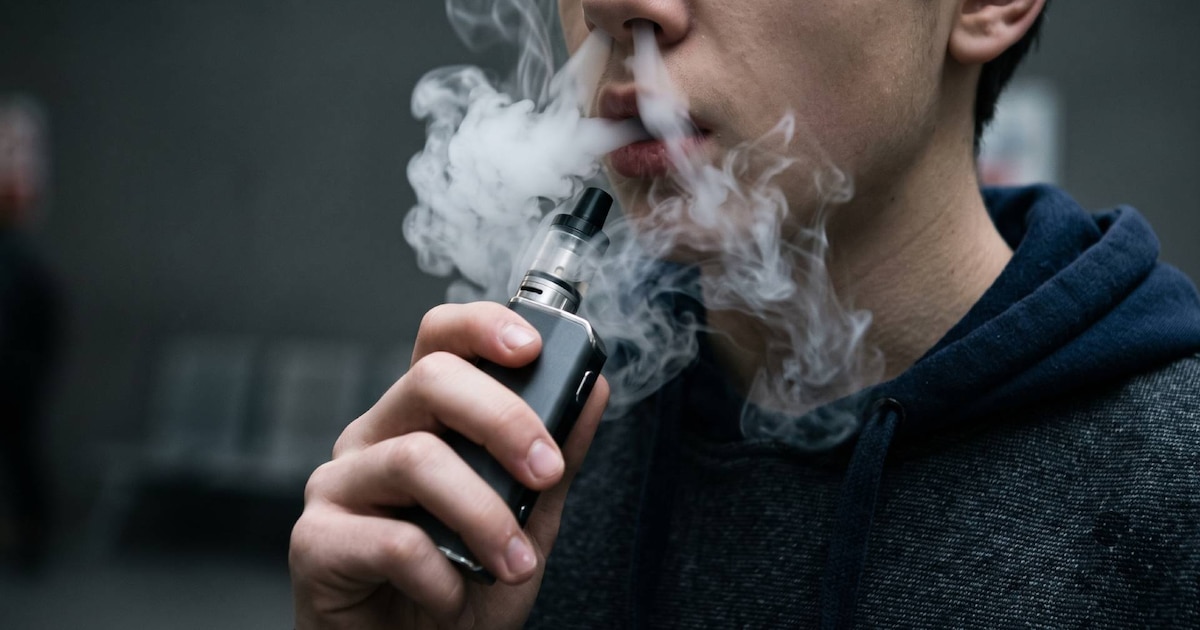 Los jóvenes en Estados Unidos beben menos alcohol pero aumentan el vapeo y el consumo de marihuana