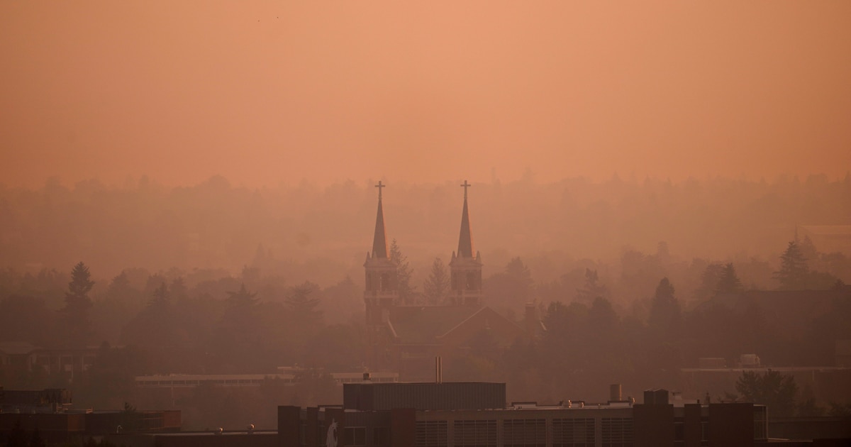 Incendios forestales obligan a emitir alertas de calidad del aire en el oeste de Estados Unidos