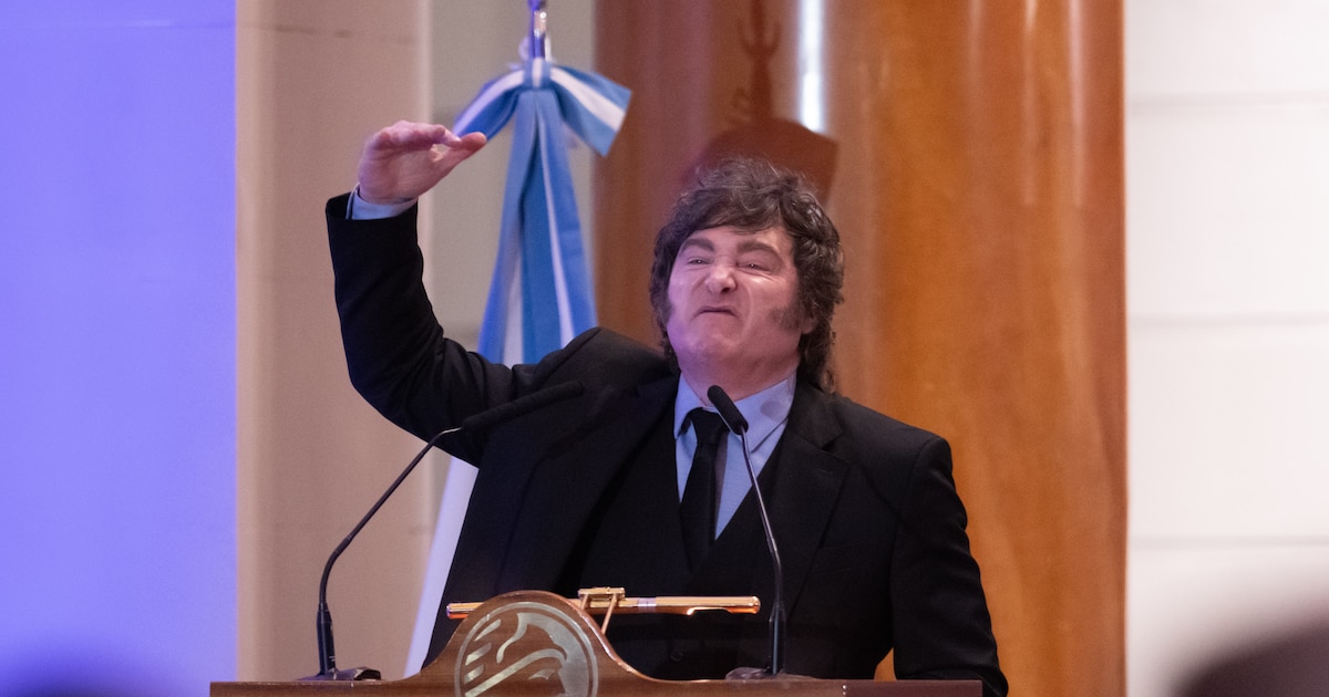 El 66% de los argentinos evalúa negativamente la economía de Milei