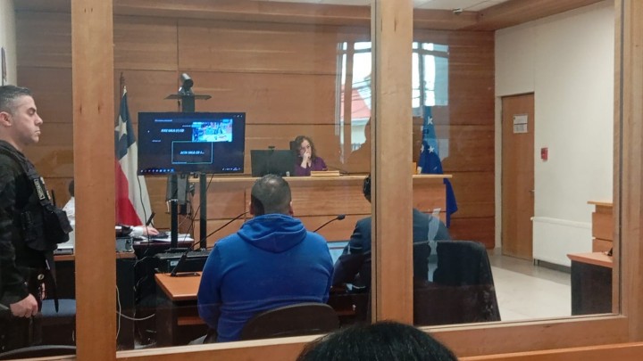Detienen a pasajero con cartuchos de cannabis y dispositivos eléctricos en aeropuerto de Punta Arenas