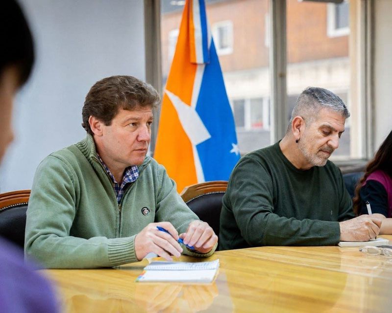 Melella pidió al SUTEF volver a las aulas y aseguró que no hay recursos para el aumento salarial reclamado