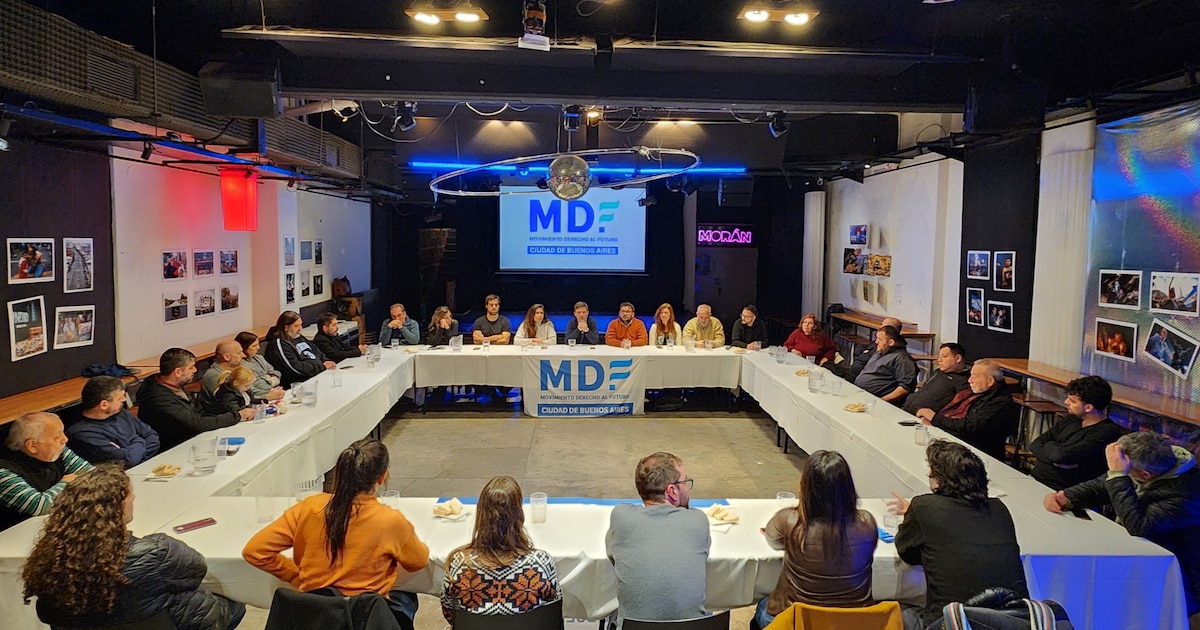 Dirigentes peronistas de CABA se reunieron para consolidar el Movimiento Derecho al Futuro con miras a 2027