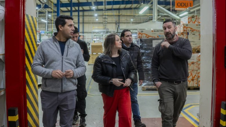 El Gobierno provincial recorrió la planta de Aires del Sur en proceso de reactivación