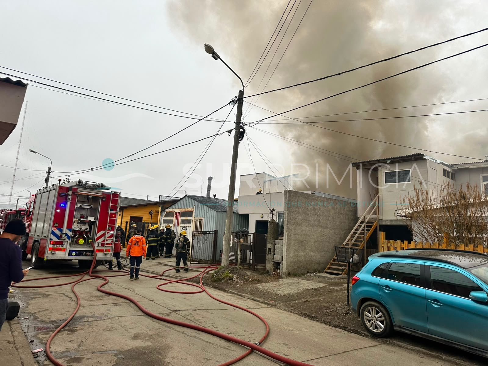 Un cortocircuito habría causado el incendio de una vivienda en Río Grande