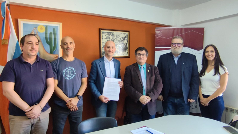 UNTDF y UTN-FRTDF firmaron convenios de cooperación académica y científica