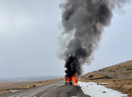 Jacob Masle abandonó el Gran Premio de Tierra del Fuego por el incendio de su auto