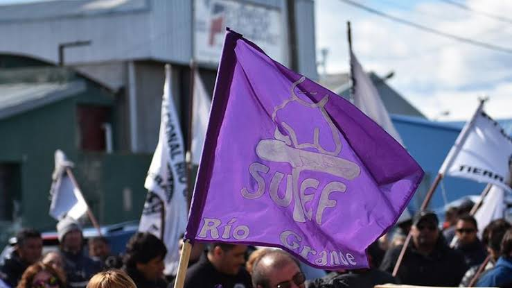 SUTEF mantiene huelga y espera nueva oferta del Gobierno el martes