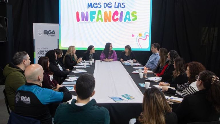 El Municipio de Río Grande realizó una mesa de diálogo con representantes de jardines de infantes