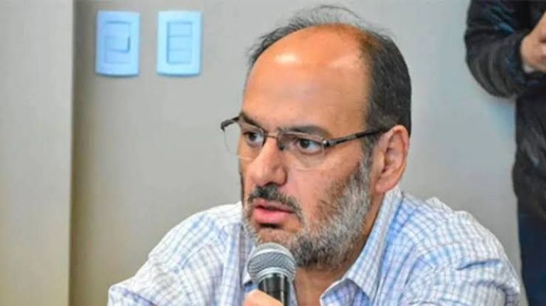 Brisighelli rechazó responsabilidad de empresas turísticas por deterioro del muelle de catamaranes