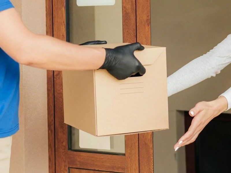 Las compras al exterior por courier cayeron en julio tras siete meses de crecimiento