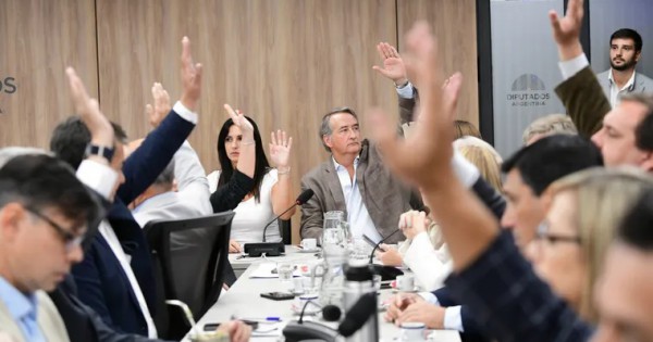 Diputados debate morosidad y emergencia en discapacidad este miércoles