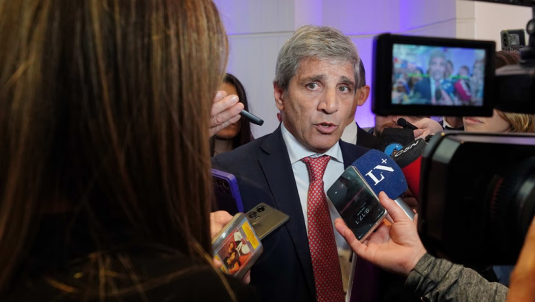 Caputo afirmó que en dos años aún habrá gente que no llegue a fin de mes: "No puedo hacer magia"