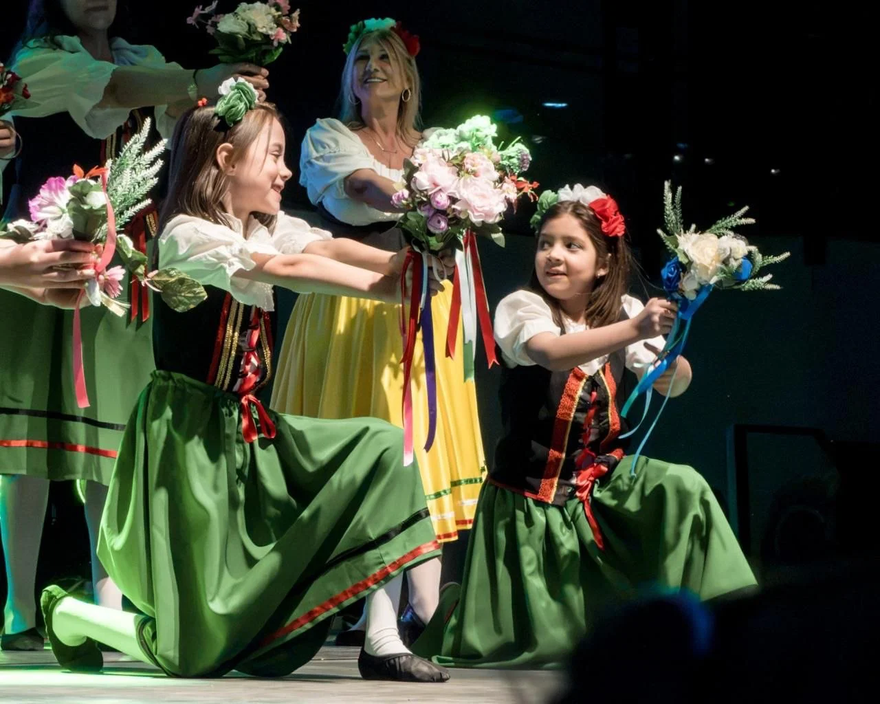Ushuaia | Con 21 colectividades y espectáculos culturales, concluyó la XXIV edición de la Fiesta de las Colectividades