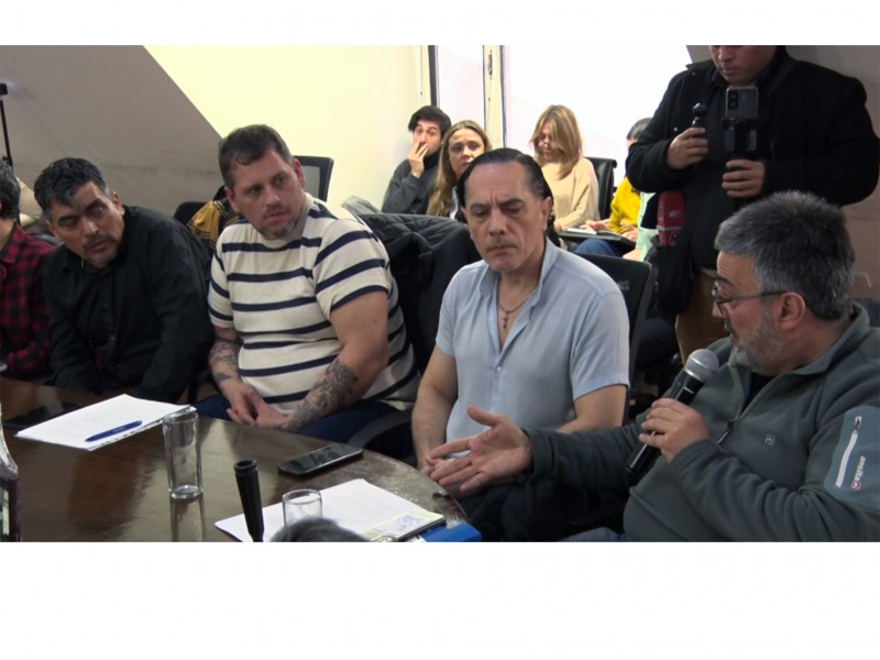 Padres de Tolhuin exigieron en la Legislatura el regreso a clases