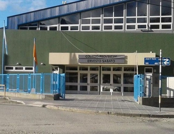El Colegio Ernesto Sábato necesita respuestas
