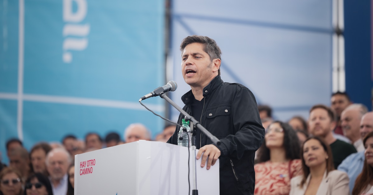 Cada vez más distanciado de CFK, Kicillof saca ventaja en la carrera hacia la candidatura presidencial del PJ