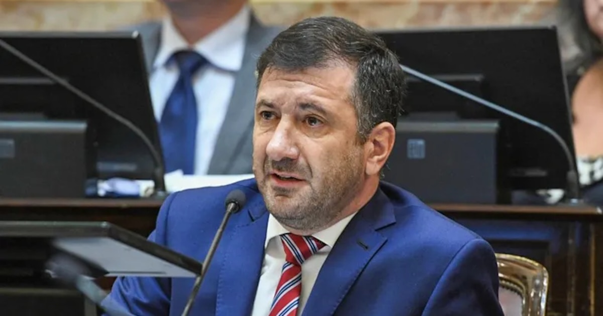 La justicia paraguaya se quedó con los 200 mil dólares que Edgardo Kueider intentó entrar al país