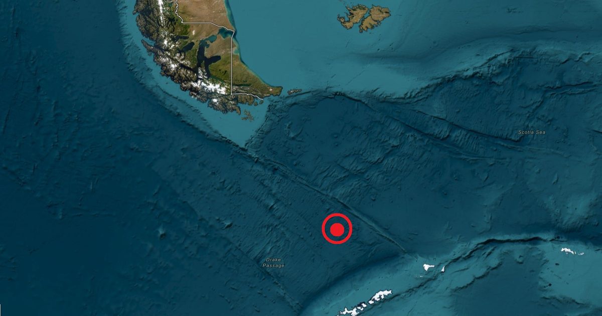 Se reporta un sismo de casi 5 grados unos 580 kilómetros al sur de Ushuaia