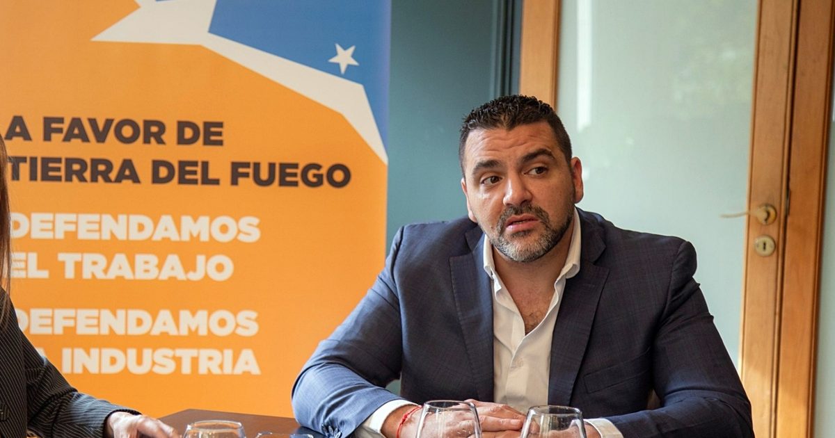 Vuoto apuntó contra la reforma de Zona Fría: “Los fueguinos lo vamos a pagar en cada boleta”