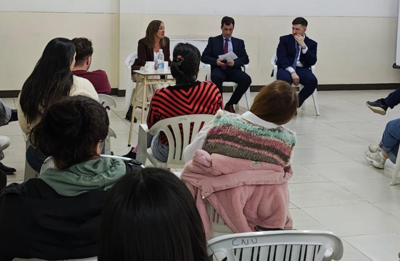 Dialogo con estudiantes sobre nuevo Régimen Penal Juvenil