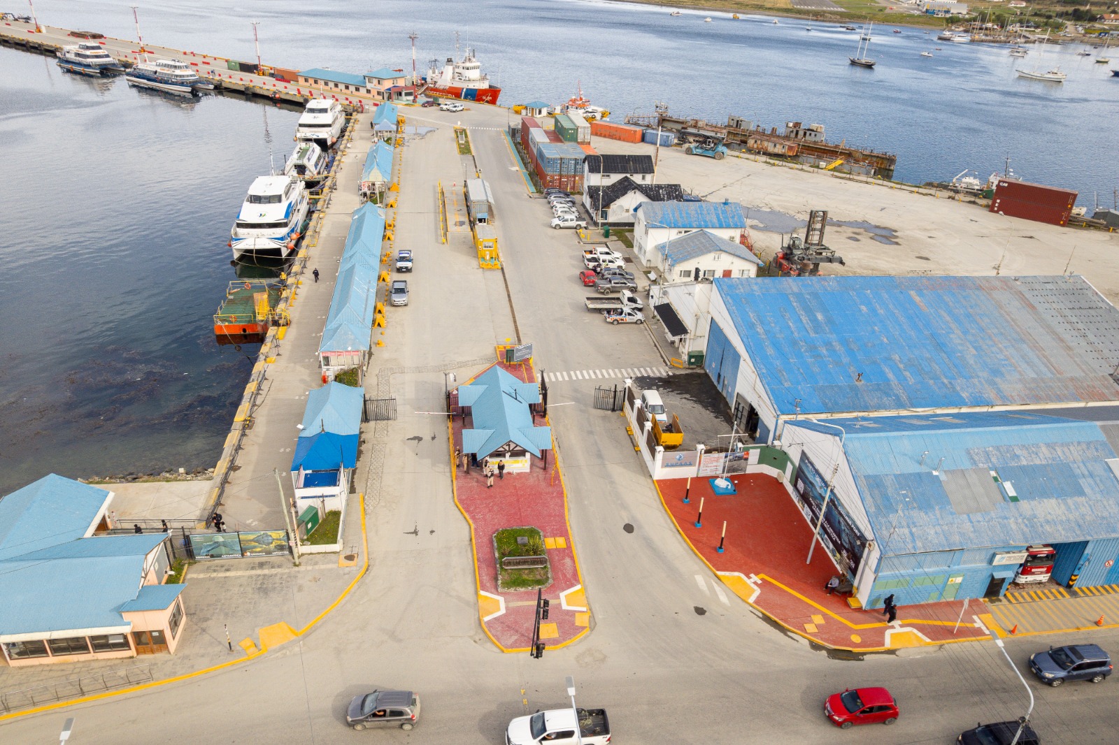 La Justicia dejó imputado al titular de la intervención del Puerto de Ushuaia en la obstaculización de controles ambientales