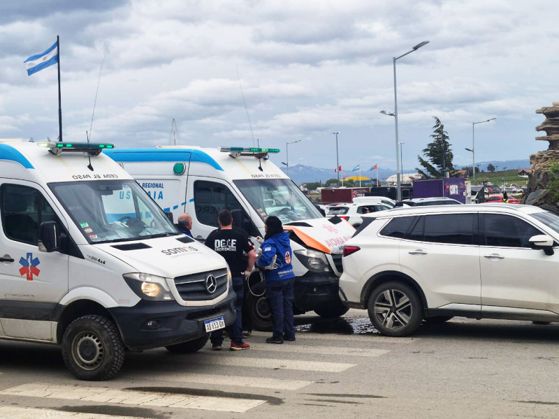 Choque en cadena en Ushuaia: Enfermera fue hospitalizada